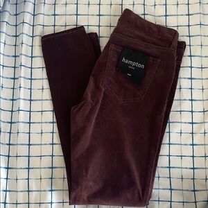 Hampton Women's Skinny Courdaroy